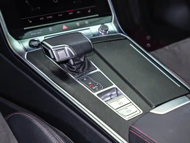 Audi A6L — Фото автомобиля 13