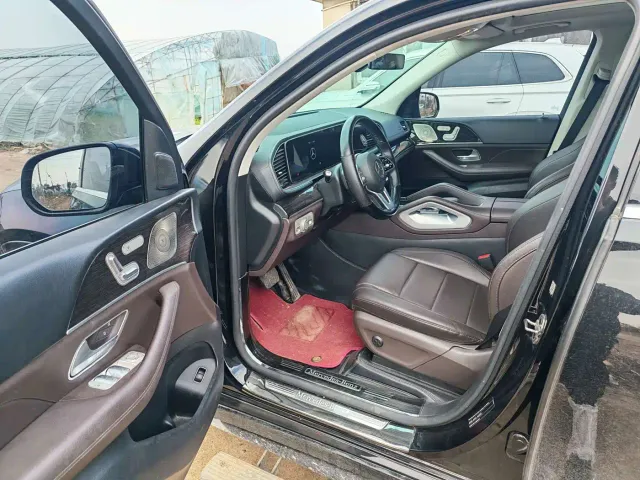 Mercedes-Benz GLE-Class — Фото автомобиля 3