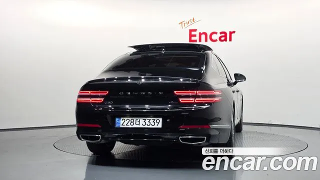 Genesis G80 RG3 — Фото автомобиля 4