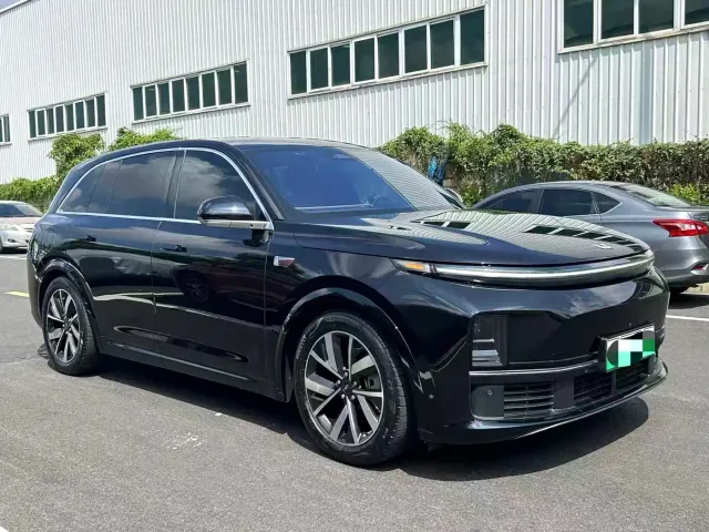 Li Auto L7 — Фото автомобиля 3