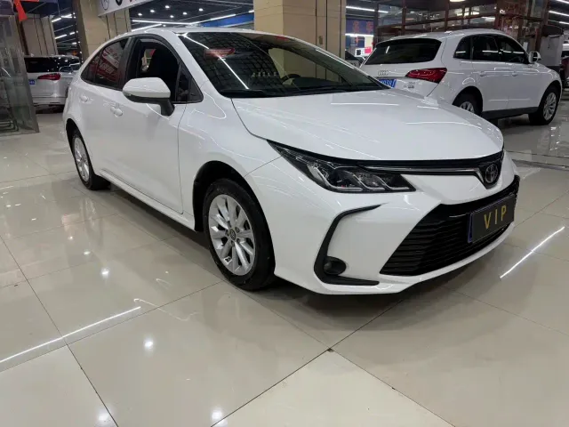 Toyota Corolla — Фото автомобиля 3