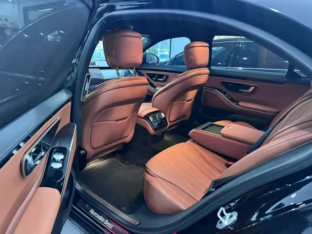 Mercedes-Benz S-Class — Фото автомобиля 6