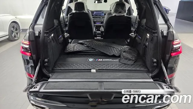 BMW X7 G07 — Фото автомобиля 26
