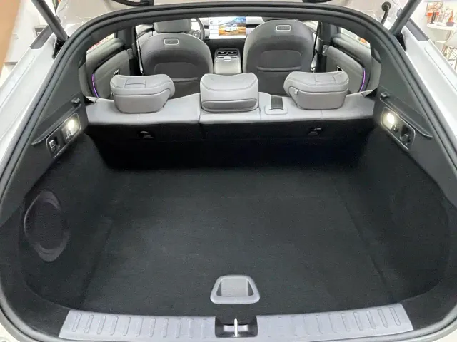 Changan Qiyuan A06 — Фото автомобиля 11
