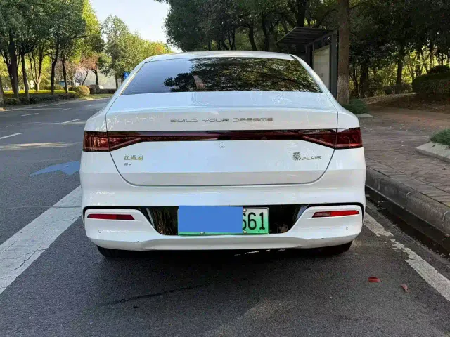 BYD Qin PLUS — Фото автомобиля 8