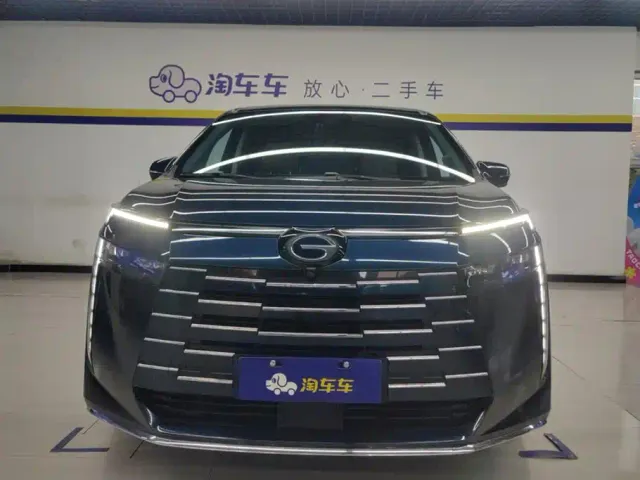 GAC Trumpchi E8 — Фото автомобиля 2