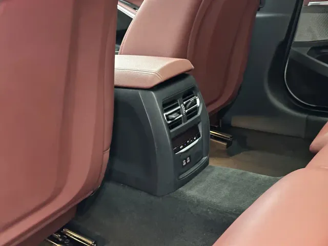 BMW 3 Series — Фото автомобиля 18