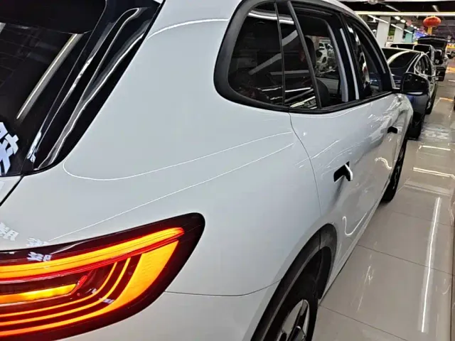 Geely Galaxy E5 — Фото автомобиля 6