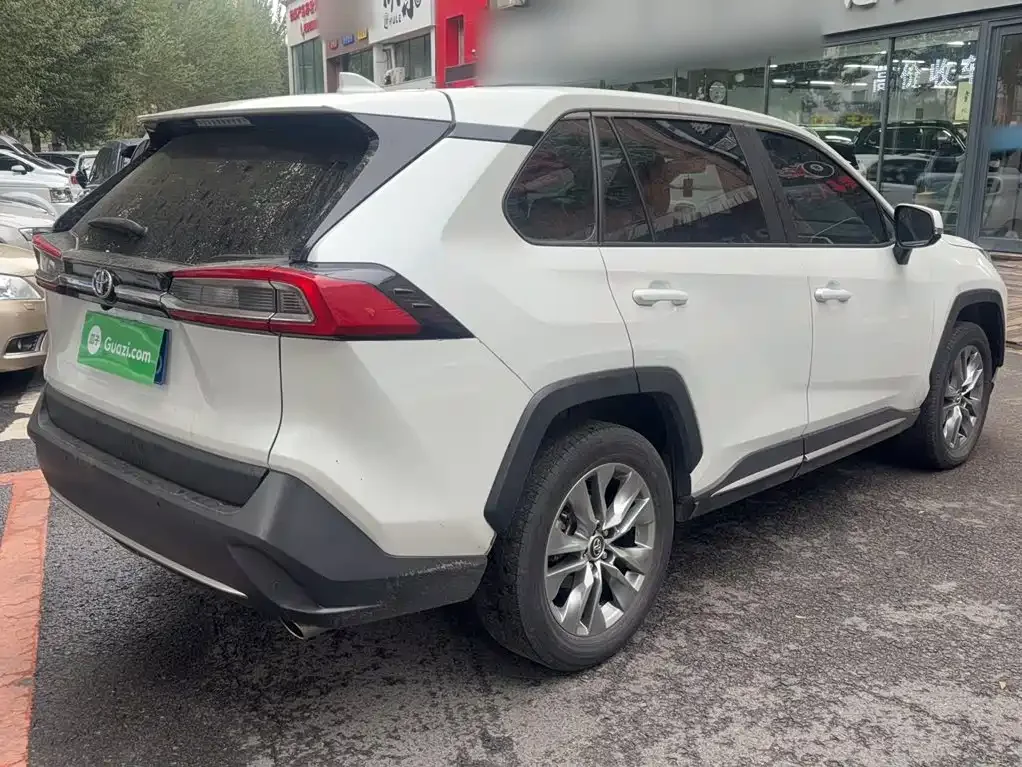 Toyota Wildlander 2022 2.0L CVT FWD Luxury Edition — Фото автомобиля 12