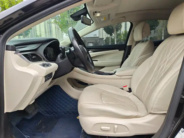 Buick LaCrosse — Фото автомобиля 5