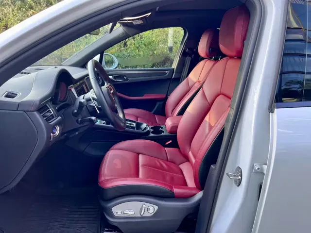 Porsche Macan — Фото автомобиля 3