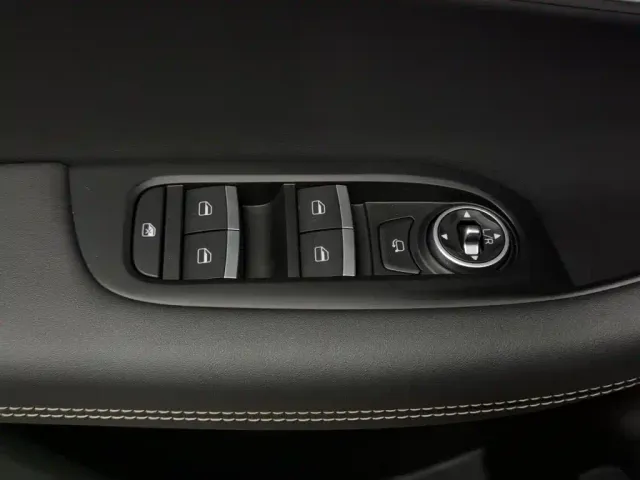 Chery Tiggo 8 — Фото автомобиля 9