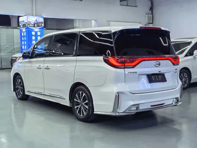 GAC Trumpchi M8 — Фото автомобиля 17