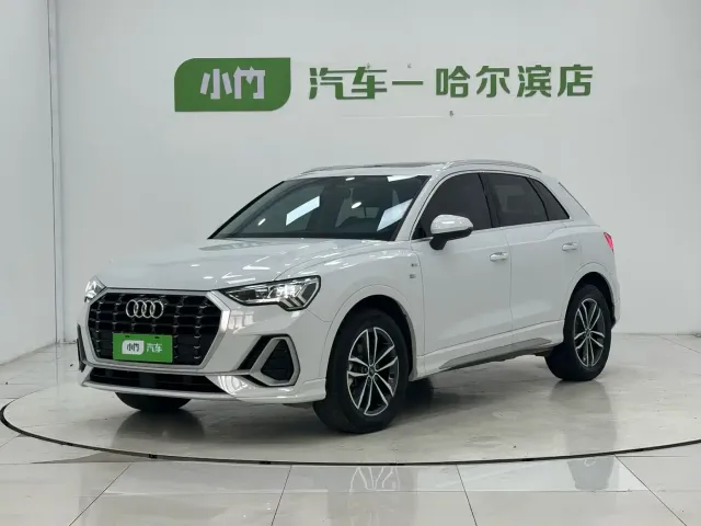 Фотография автомобиля — Audi Q3
