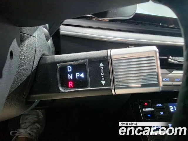 Hyundai Grandeur GN7 — Фото автомобиля 14
