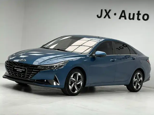 Фотография автомобиля — Hyundai Elantra