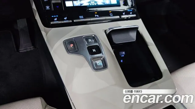 Hyundai Grandeur Новый Grandeur IG — Фото автомобиля 9