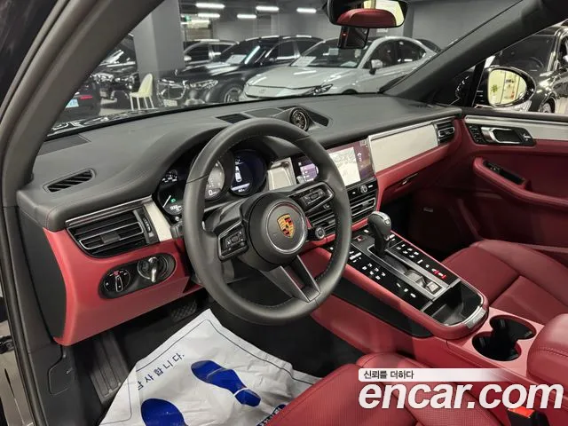 Porsche Macan — Фото автомобиля 4
