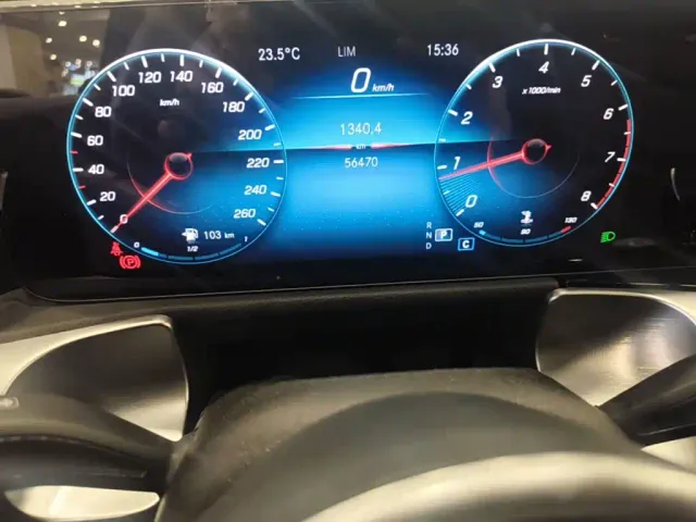 Mercedes-Benz GLB-Class — Фото автомобиля 11