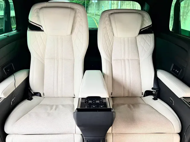 Lexus LM — Фото автомобиля 18