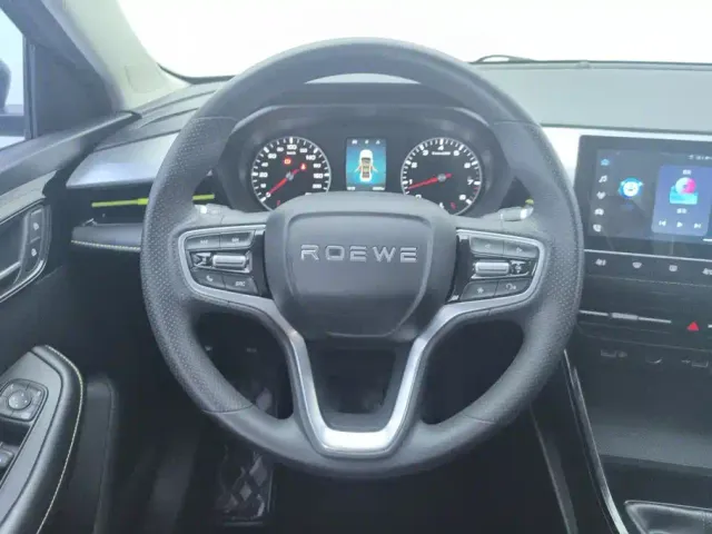 Roewe i5 — Фото автомобиля 15