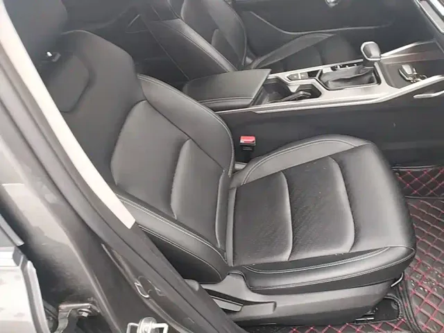 Geely Emgrand — Фото автомобиля 24