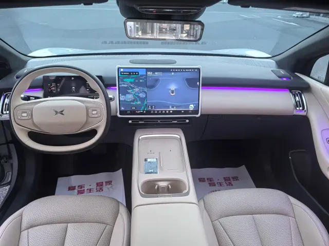 Xpeng P7+ — Фото автомобиля 6