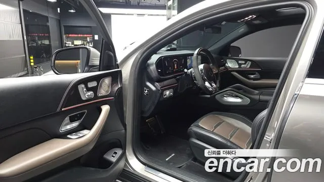 Mercedes-Benz GLE-Class — Фото автомобиля 9