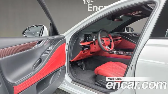 Genesis G80 Бензин 2.5 турбо AWD — Фото автомобиля 13