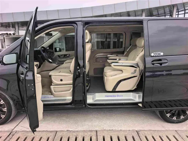 Mercedes-Benz V-Class — Фото автомобиля 8