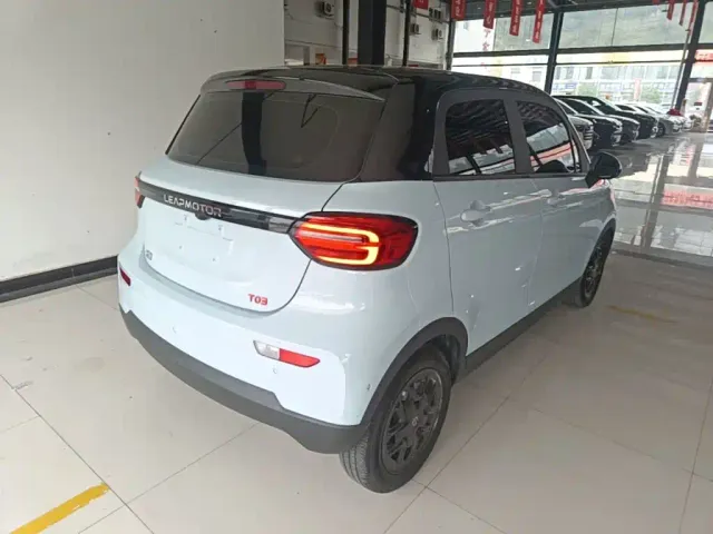 Leapmotor T03 — Фото автомобиля 6