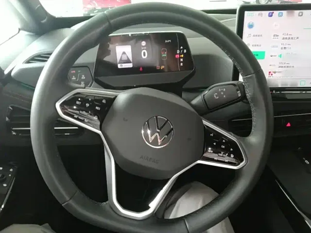 Volkswagen ID.3 — Фото автомобиля 10