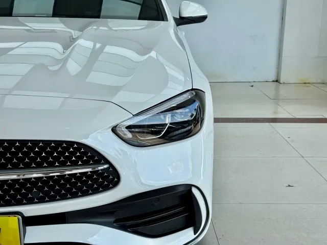 Mercedes-Benz C-Class — Фото автомобиля 4