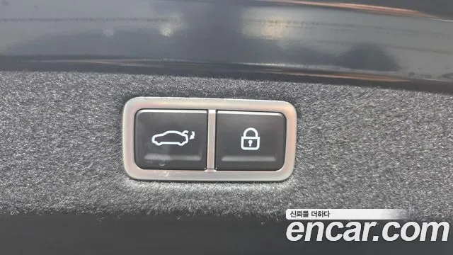 Hyundai Grandeur GN7 — Фото автомобиля 20