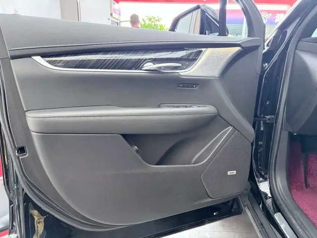 Cadillac XT6 — Фото автомобиля 6