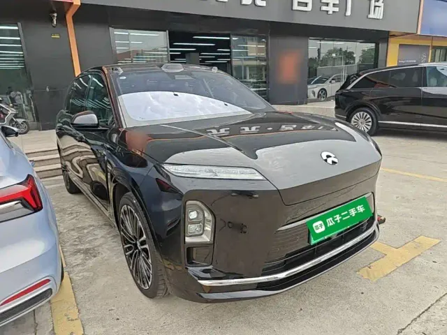Nio ES8 — Фото автомобиля 3