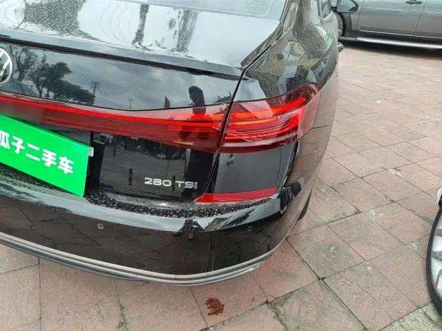 Volkswagen Passat — Фото автомобиля 7