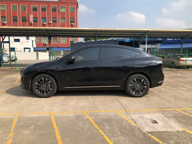 GAC Hyptec HT — Фото автомобиля 16
