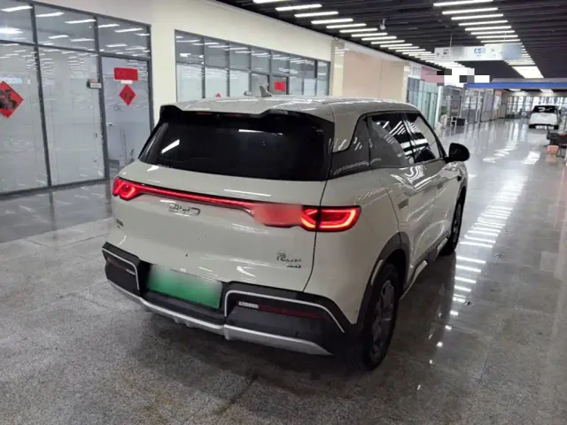 BYD Yuan UP — Фото автомобиля 6