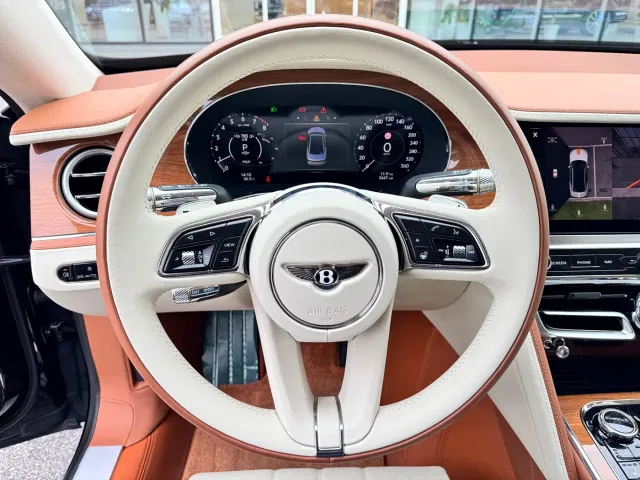 Bentley Flying Spur Plug-in Hybrid 2026 Model 4.0T V8 Standard Edition — Фото автомобиля 9