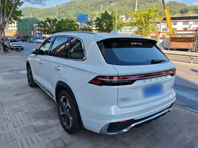 Geely Xingyue L — Фото автомобиля 13