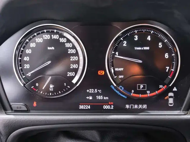BMW 1 Series — Фото автомобиля 12
