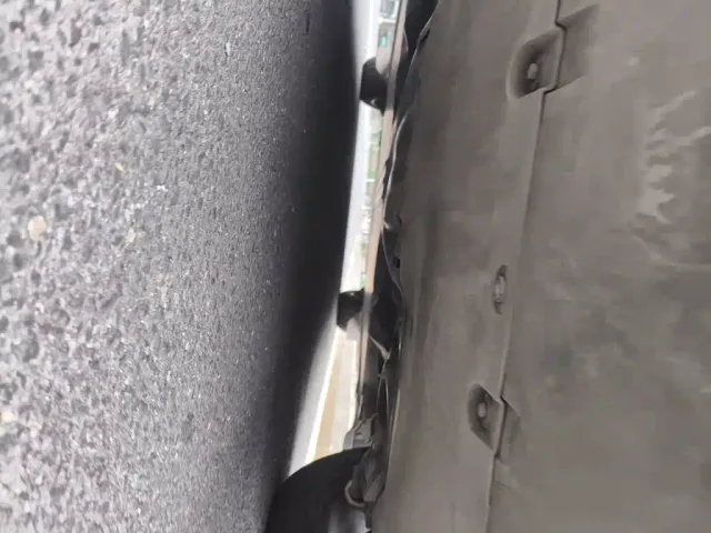 Tesla Model Y — Фото автомобиля 24