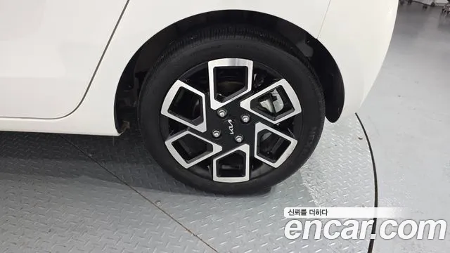 Kia RAY Новый Kia Ray Signature — Фото автомобиля 18