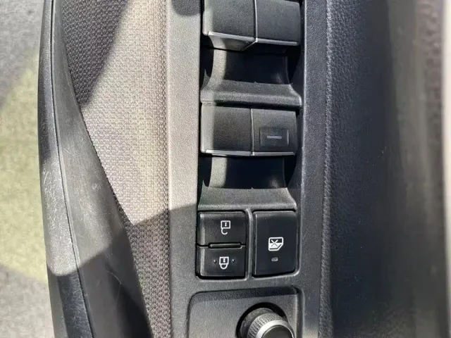 Toyota Corolla — Фото автомобиля 12
