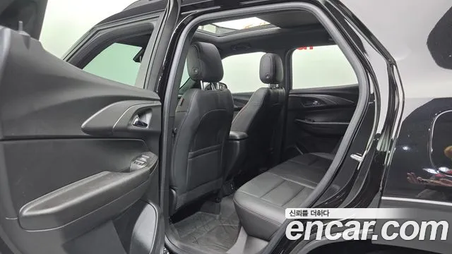 ChevroletGMDaewoo Trailblazer Trailblazer 1.3 турбо 4WD — Фото автомобиля 15