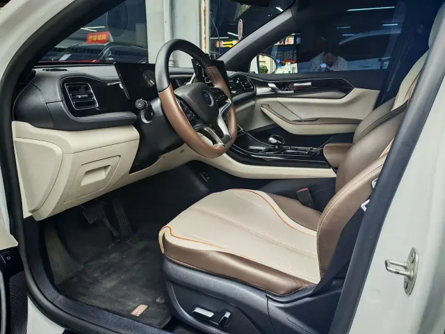 BYD Qin PLUS — Фото автомобиля 5