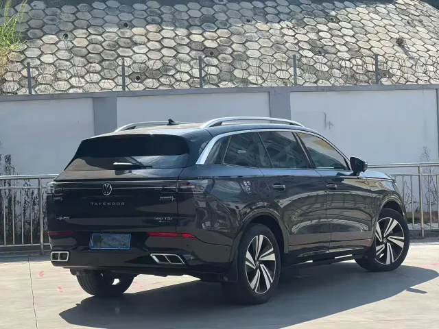 Volkswagen Talagon — Фото автомобиля 3
