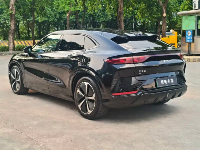 BYD Song L EV — Фото автомобиля 11