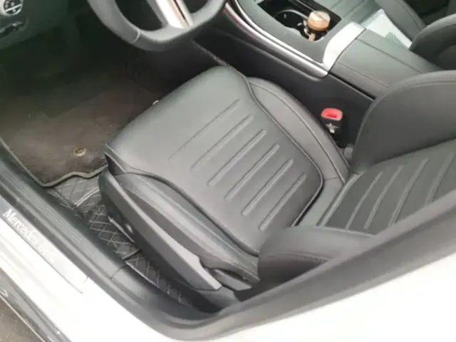 Mercedes-Benz C-Class — Фото автомобиля 3